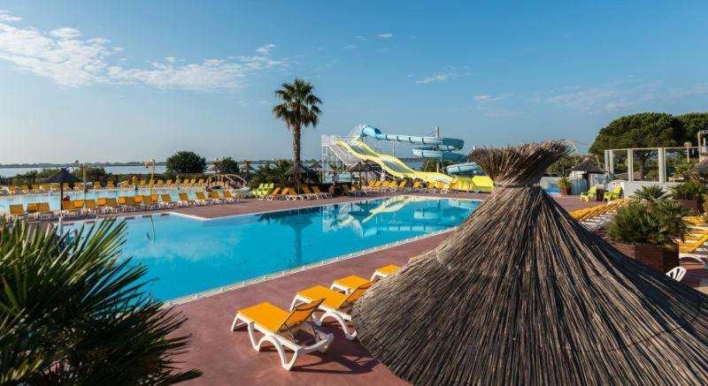 Camping Officiel Siblu Le Lac des Rêves Lattes Exterior foto
