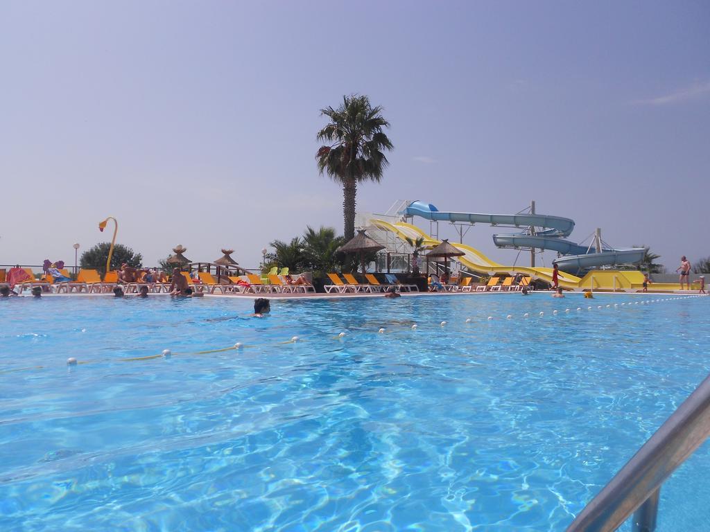 Camping Officiel Siblu Le Lac des Rêves Lattes Exterior foto